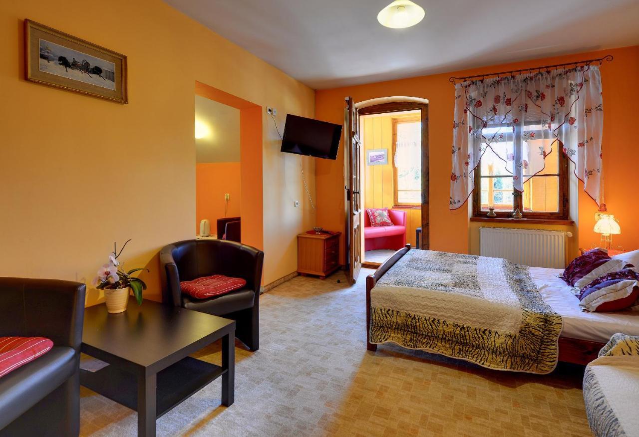 Apartamenty I Pokoje Karpacz - Centrum Karpacza, Parking W Cenie! Стая снимка