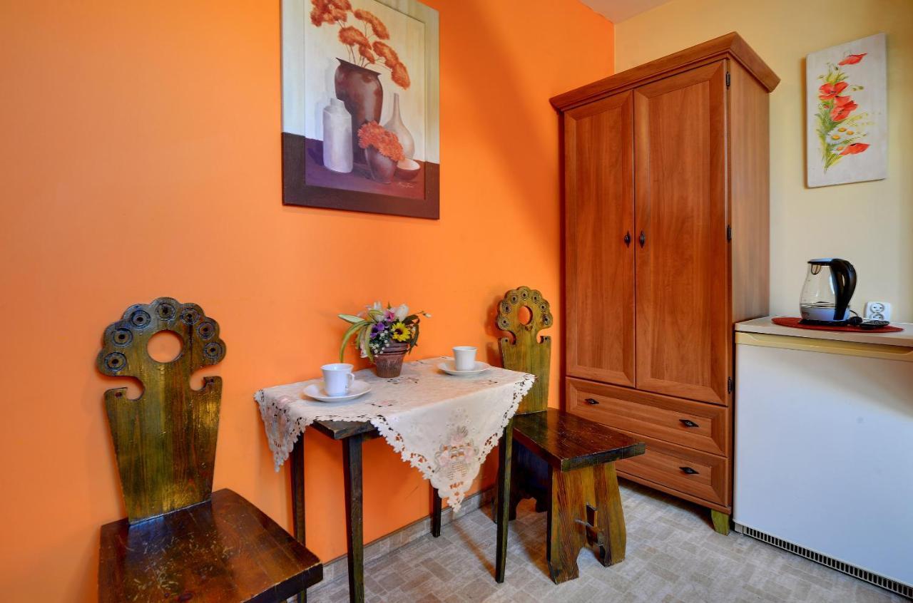 Apartamenty I Pokoje Karpacz - Centrum Karpacza, Parking W Cenie! Стая снимка